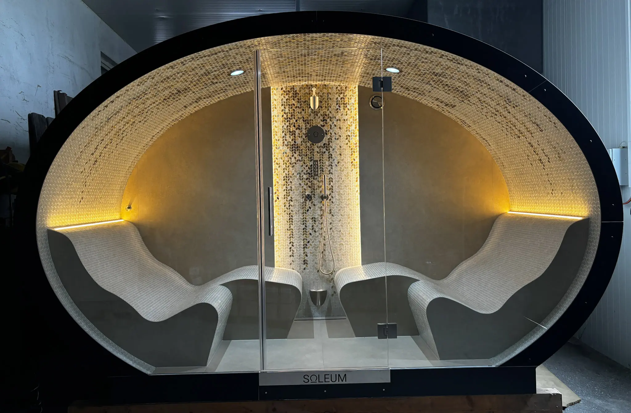 Luxury steam bath outdoor area 1 Luxury steam bath outdoor area