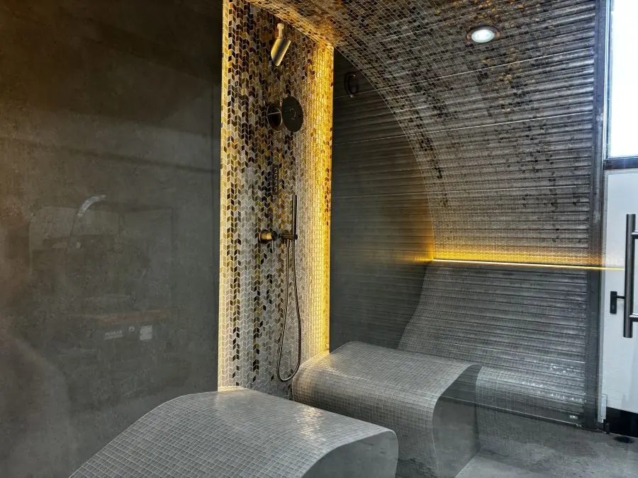 Luxury steam bath outdoor area_8 Luxus Dampfbad Aussenbereich 8