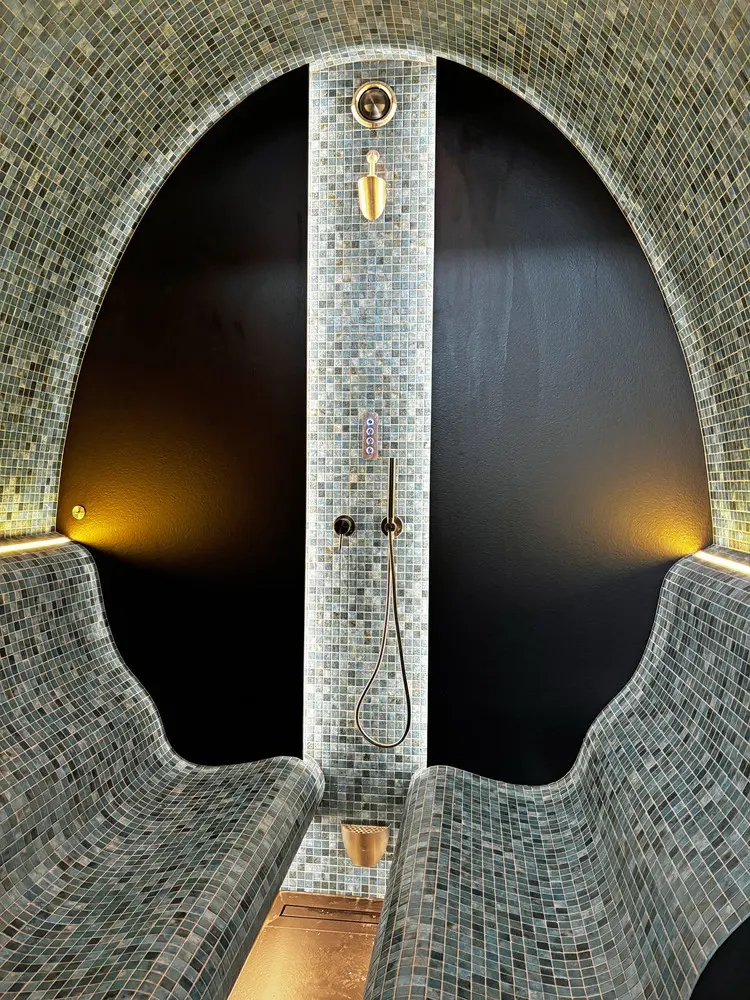 SOLEUM-EGG-Outdoor-Wellness-7 Designová parní sauna pro venkovní použití