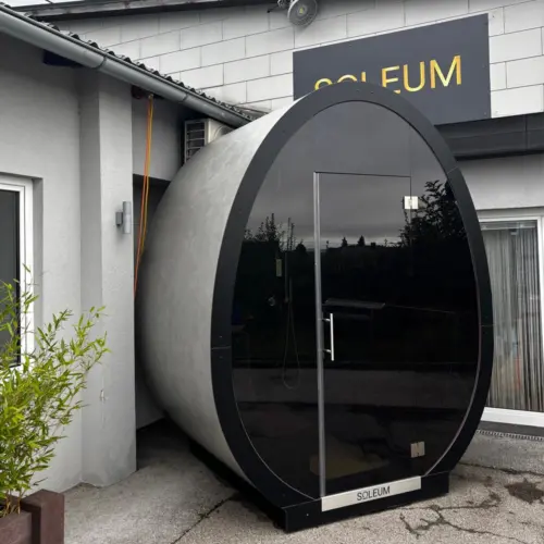 SOLEUM outdoor steam bath EGG